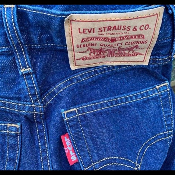Vintage big E tab Levis! High waisted - Picture 4 of 4